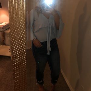 cutest light blue/grey top!!